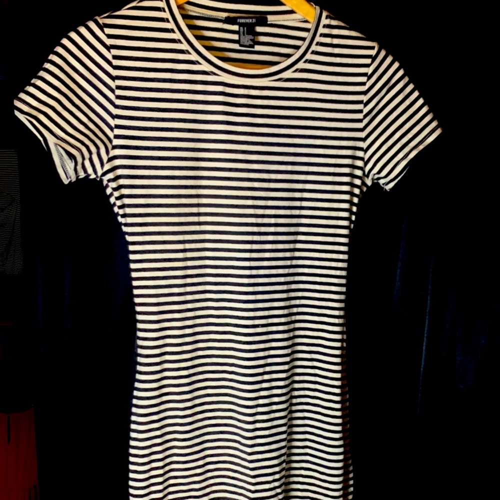 Midi stripe dress open back